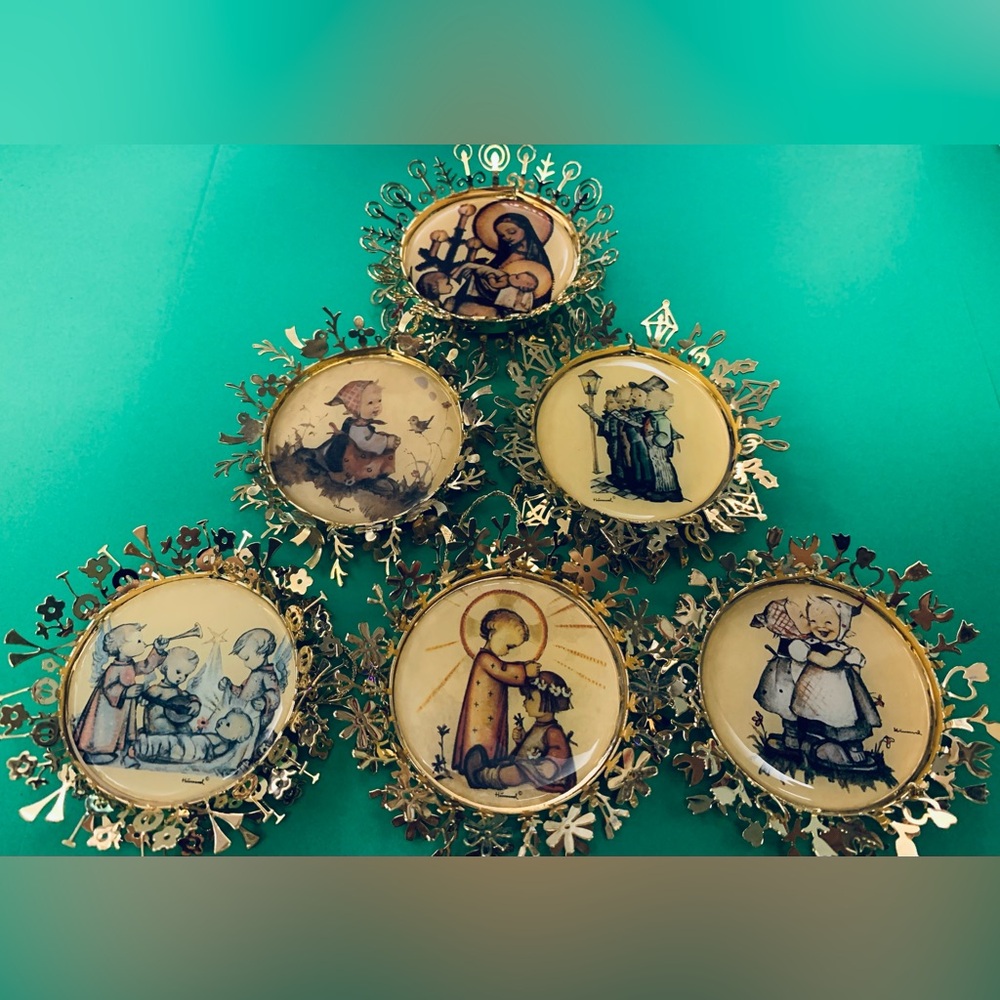 RARE 24K Gold Hummel Christmas Ornaments 
Set of 6 “price is firm”‎
